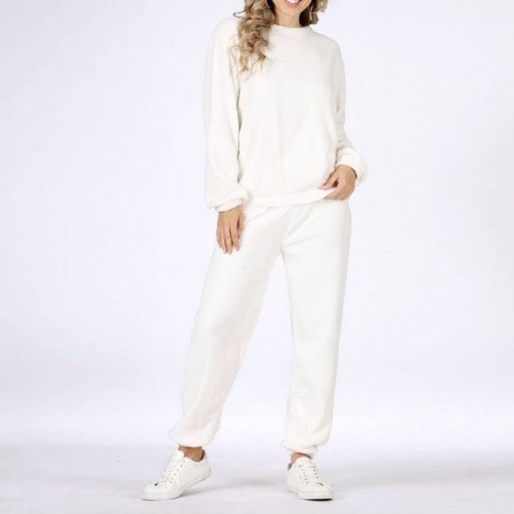 NEW Super Soft Cozy Teddy Fuzzy Fleece Lounge Wear Sweatshirt Jogger Pant Set - Picture 2 of 8